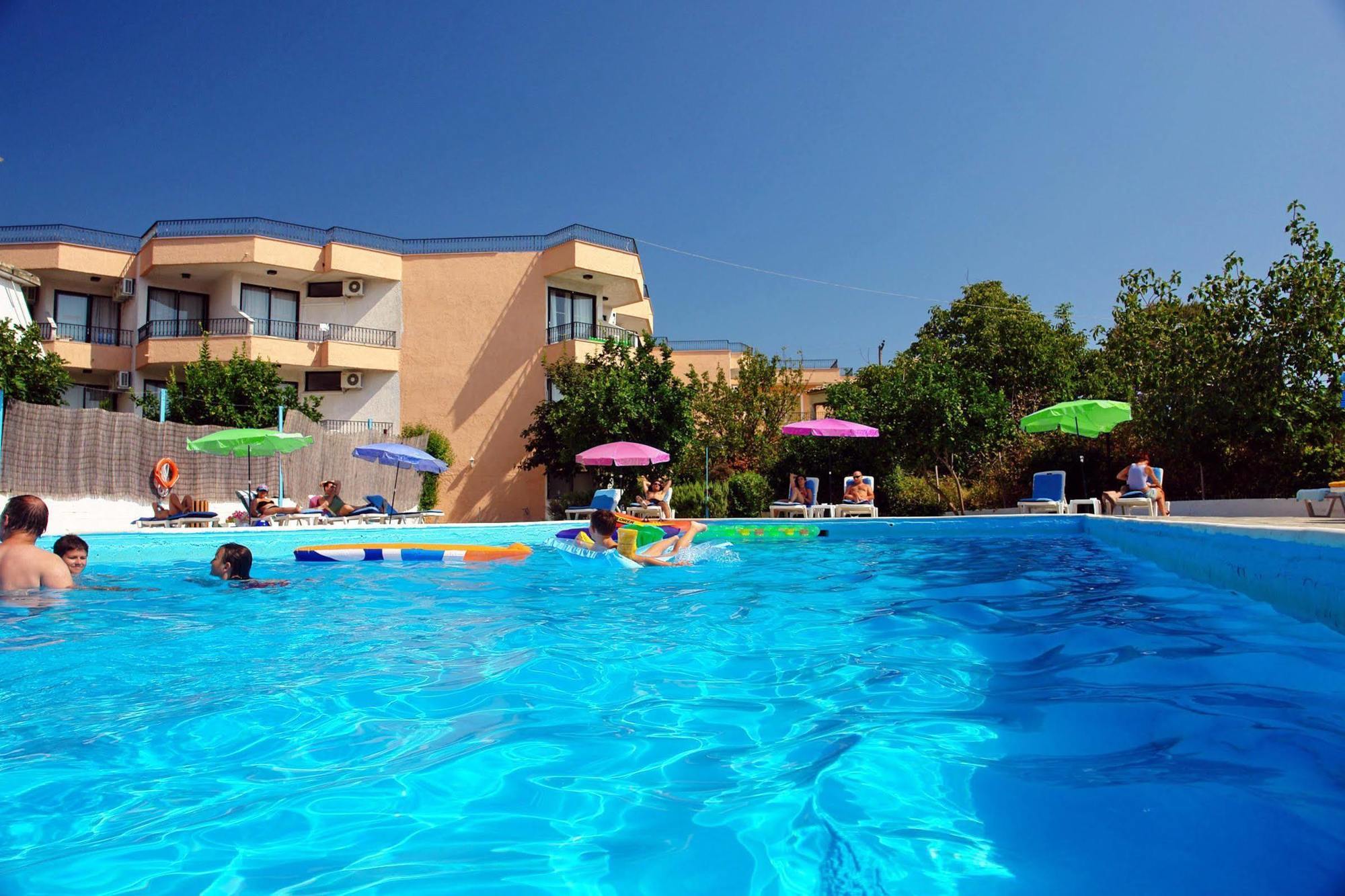 Hotel Alkionis โมไรตีกา ภายนอก รูปภาพ